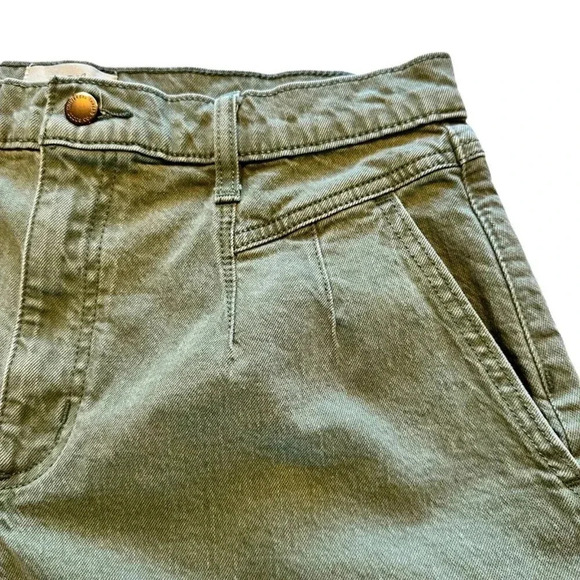 Universal Thread jean shorts women's size 12/31R green pin tuck short - Picture 4 of 12